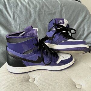 GUC Nike Zoom Airs 8 1/2 Womens Purple, Black, and White